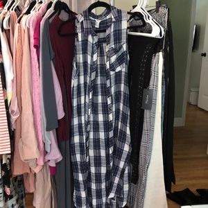 Long pullover plaid. Buttons